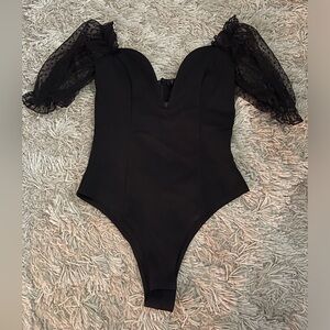 DollsKill / Wildcat bodysuit puff sleeve deep V neck